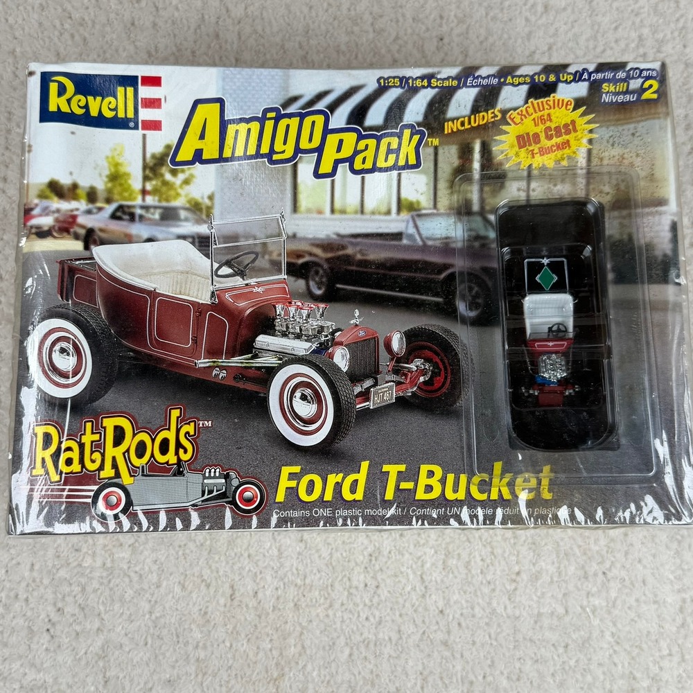 Revell‎ Amigo Pack Rat Rods Ford T-Bucket 1:25 Model Kit & 1:64 Diecast 85-6689